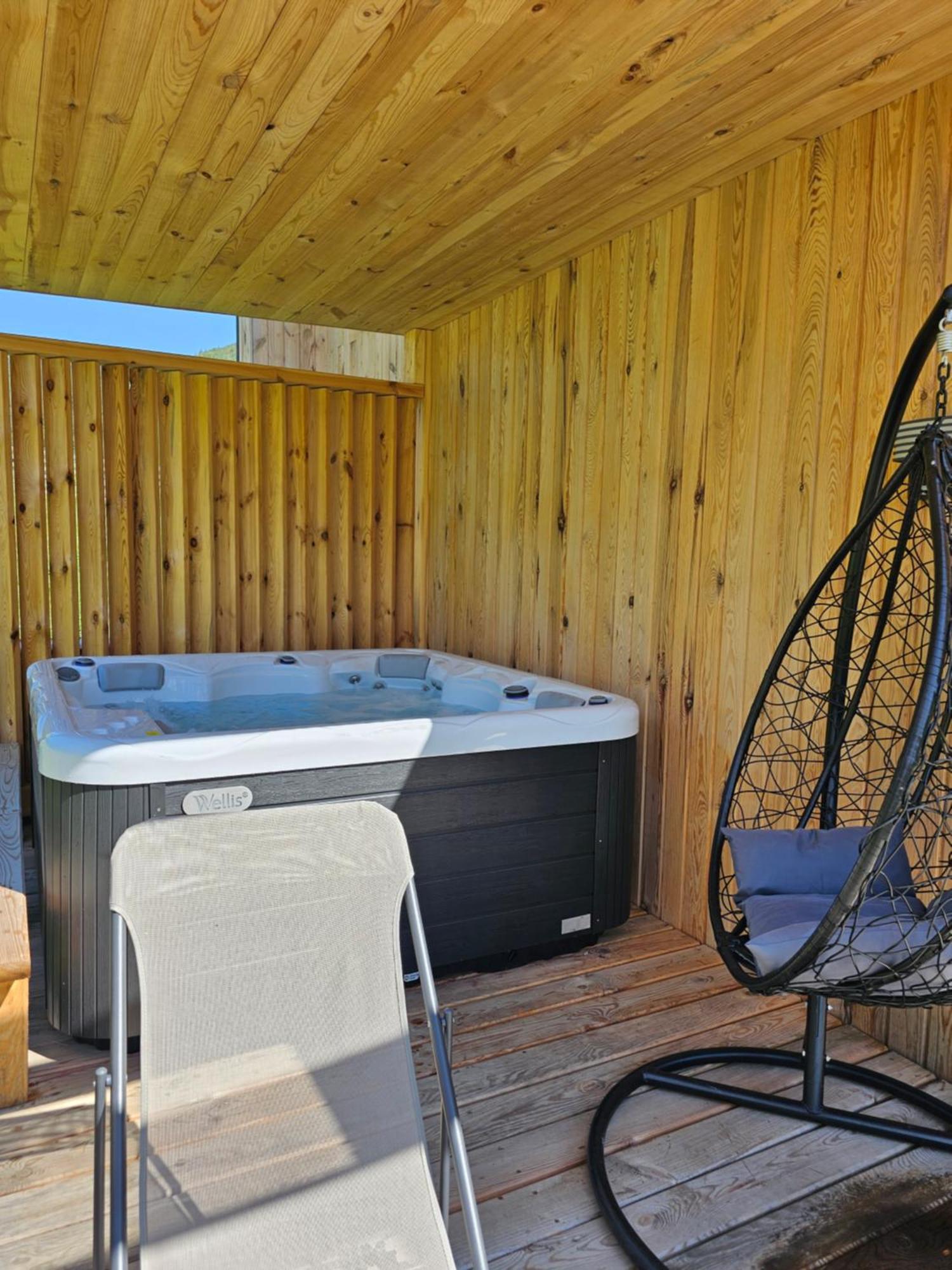 Vama Chalet バマ・ブザウルイ エクステリア 写真